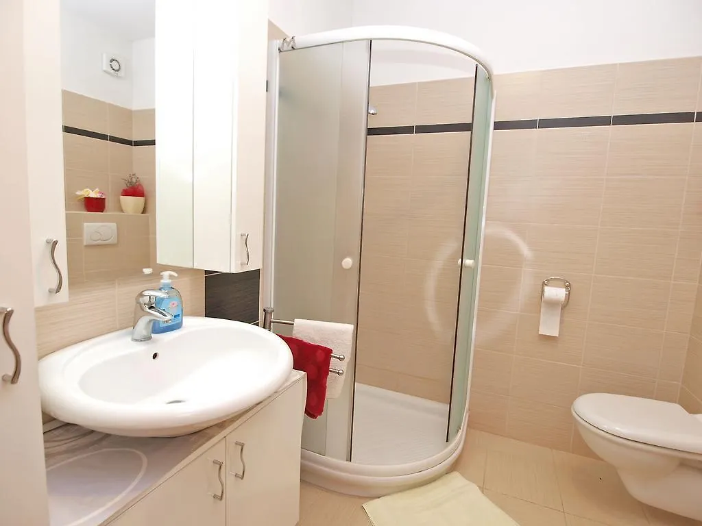 Apartment Branka 1003 Fažana