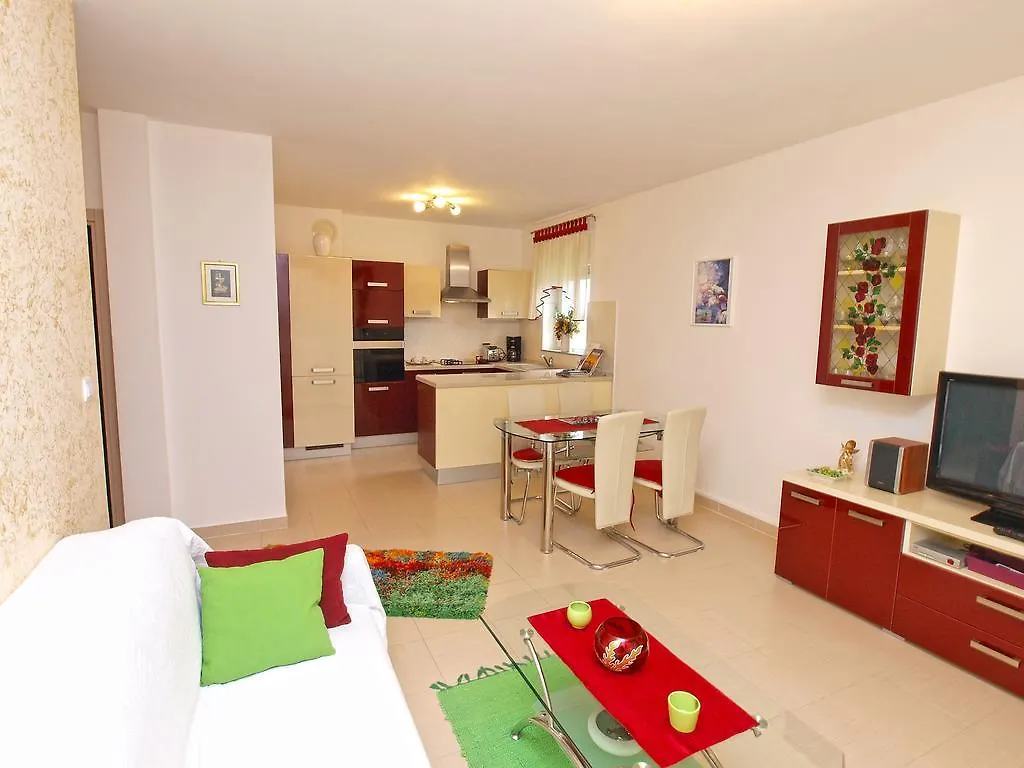 Apartment Branka 1003 Fažana