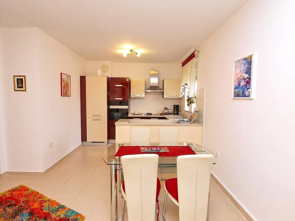 Apartment Branka 1003 Fažana Croácia